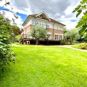 https://private-room-beam-room-at-burway-house.brighton-hotels-england.com