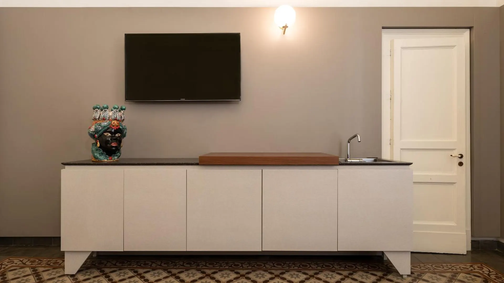 Scene Suites Apartments Aeroporto di Catania Fontana Rossa